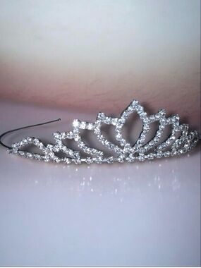 Rhinestone Silver Tiara Headband - Sparkling Crystal Accent - NWT